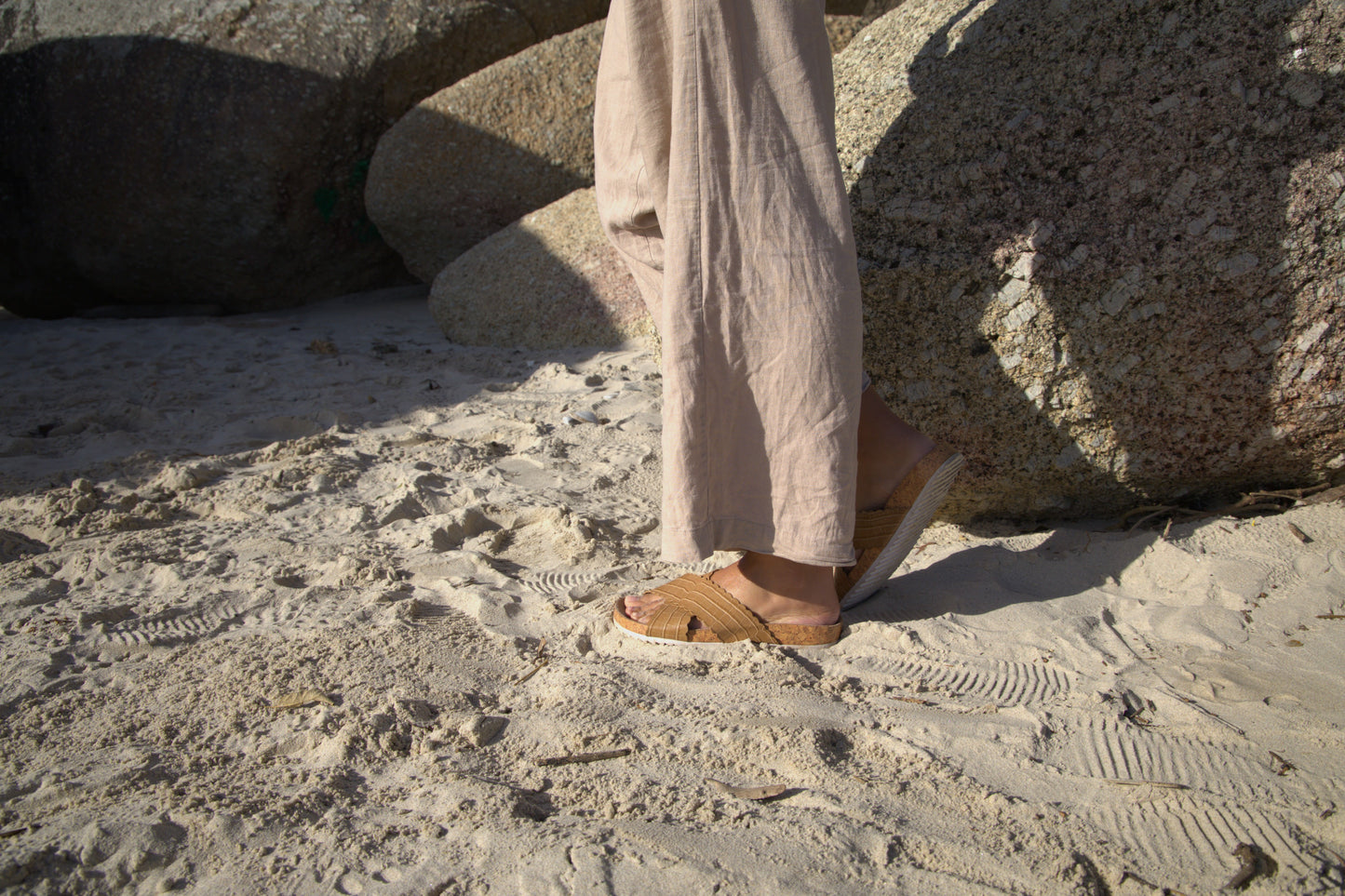 H&M Beige Sliders